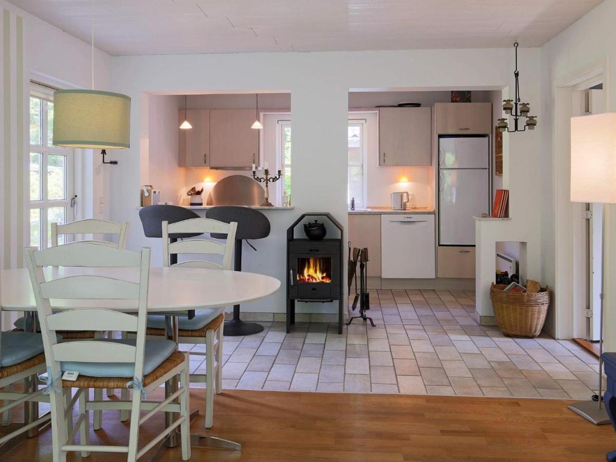 4 Person Holiday Home In Frederiksv Rk Frederiksværk Zewnętrze zdjęcie